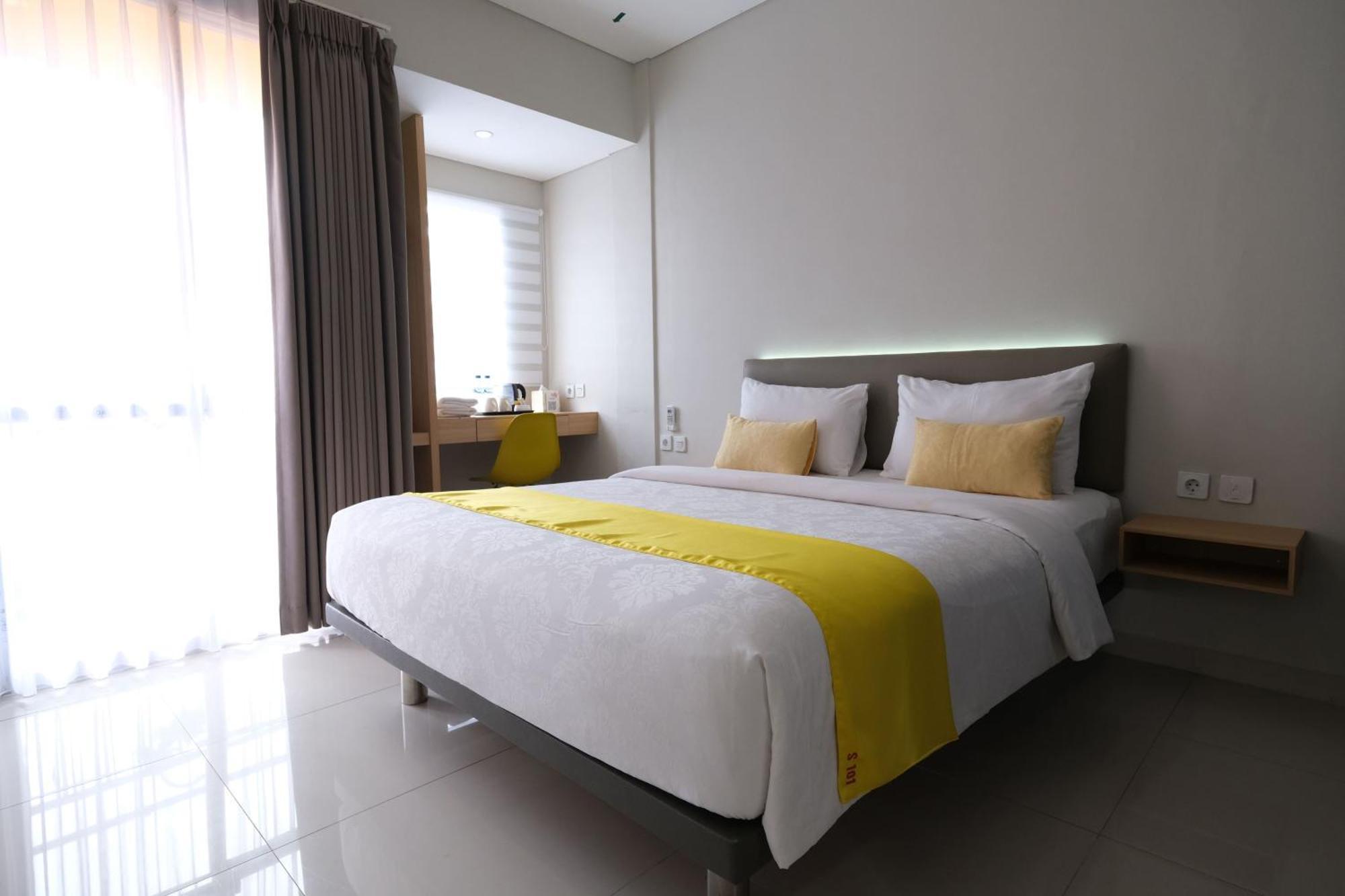 S101 Hotels 三宝垄 外观 照片